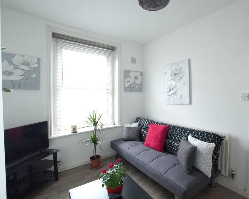 City Centre 4 Bedroom House วินเชสเตอร์ ภายนอก รูปภาพ